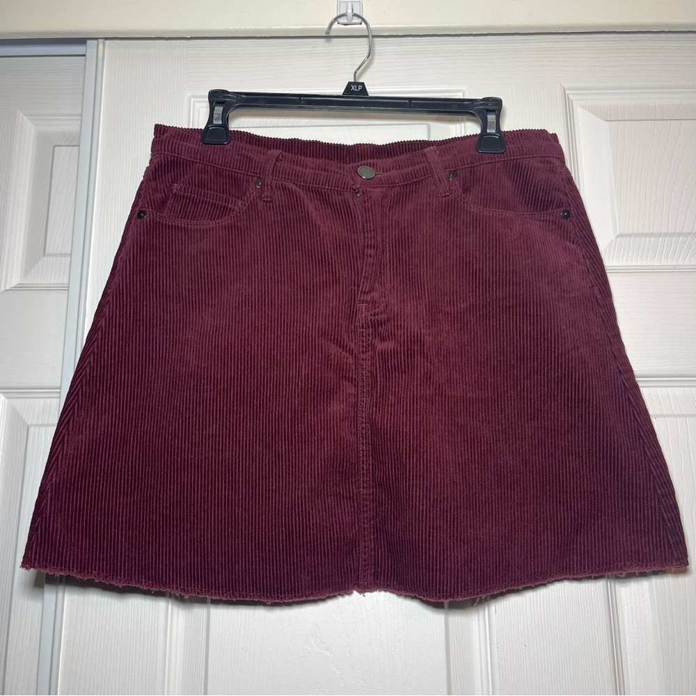 BlankNYC Burgundy Corduroy Raw Hem Mini Skirt Sz 28